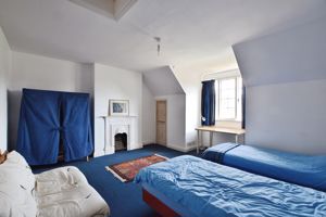 Photo 9- click for photo gallery